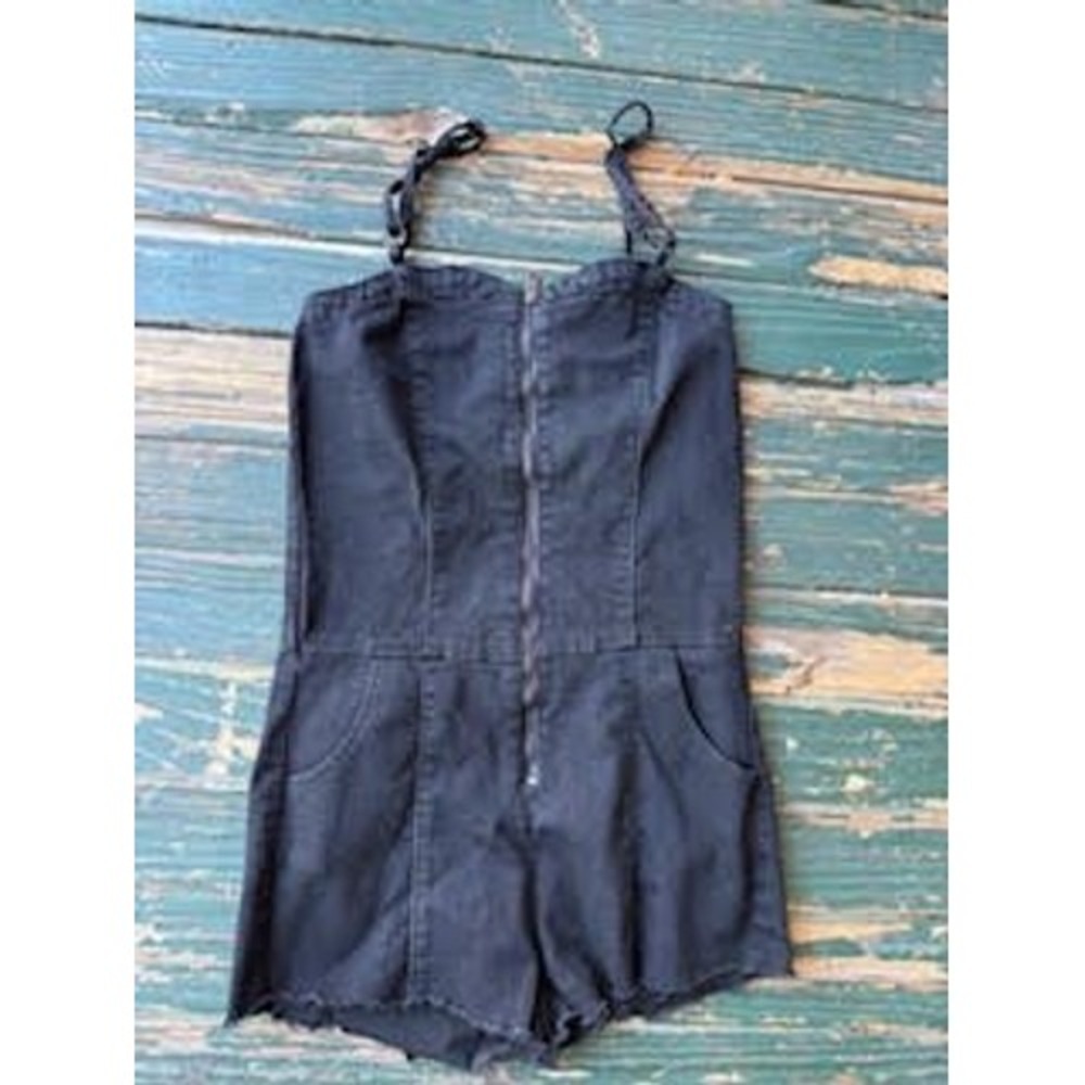 American Bazi Women,s Black Denim Romper Zip Front Raw Hem Small Distressed